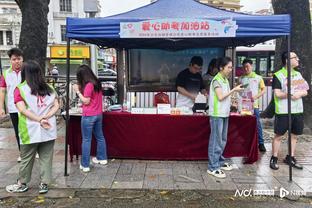 下一站豪门？罗马诺：利物浦和热刺均有意签下日本后卫板仓滉